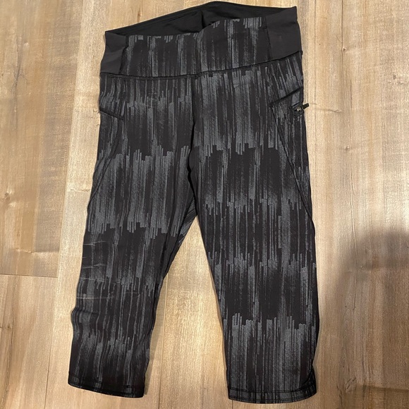 Lululemon Top Speed Crop leggings - Picture 8 of 11